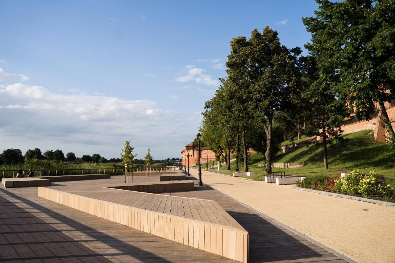 Bulvar Malbork Buitenkant foto